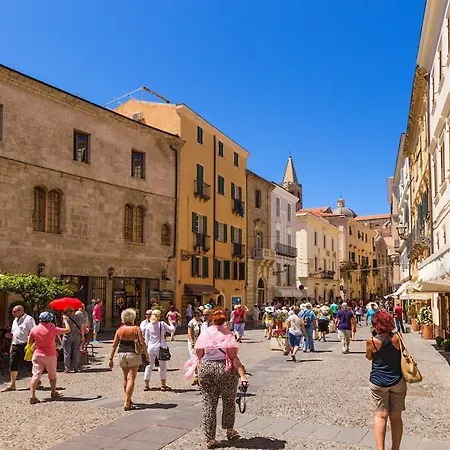 15min A Piedi Dal Centro Con Patio Privato! Apartmán *